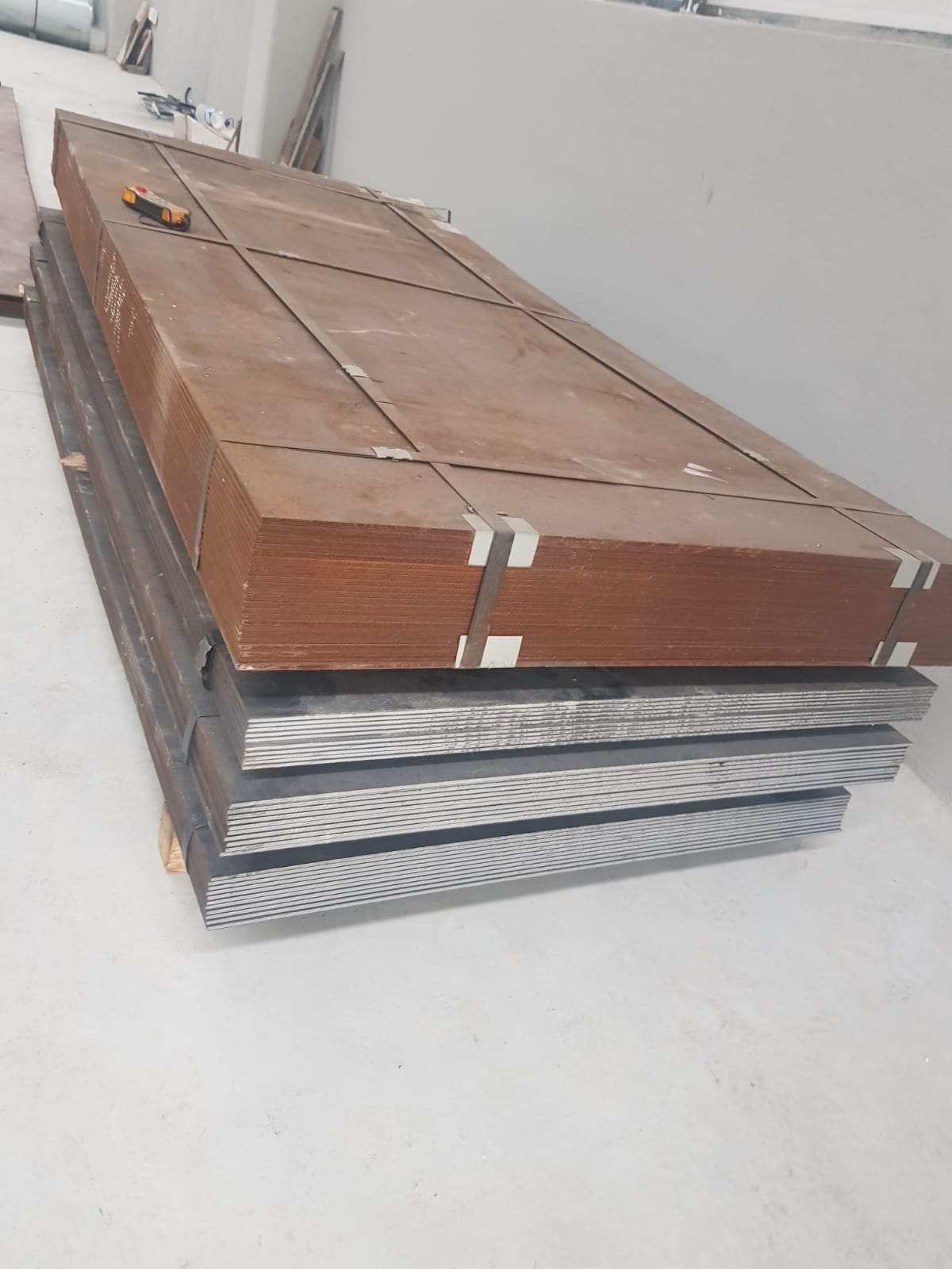 A1 VE A2 SİYAH SAC (SICAK)